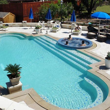 Paradise Resort At Hill Country Buchanan Dam Екстер'єр фото
